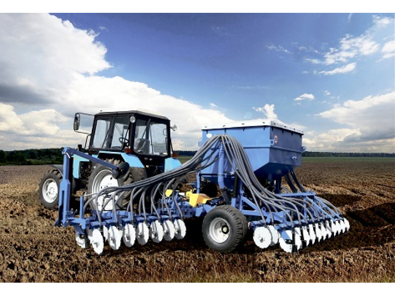 Сеялка зернотуковая универсальная пневматическая , С-7,2ПМЗ.01, Радиозавод